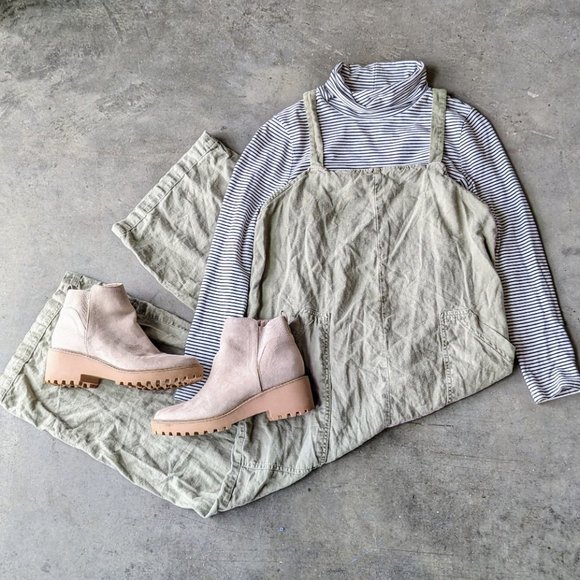 Universal Thread Pants & Jumpsuits Universal Thread Olive Green